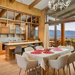 Villa Pirin Golf Lux For & Chill By Kvartiri Ltd Raslog
