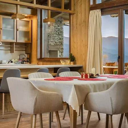 Pirin Golf Lux For & Chill By Kvartiri Ltd * Ράζλογκ