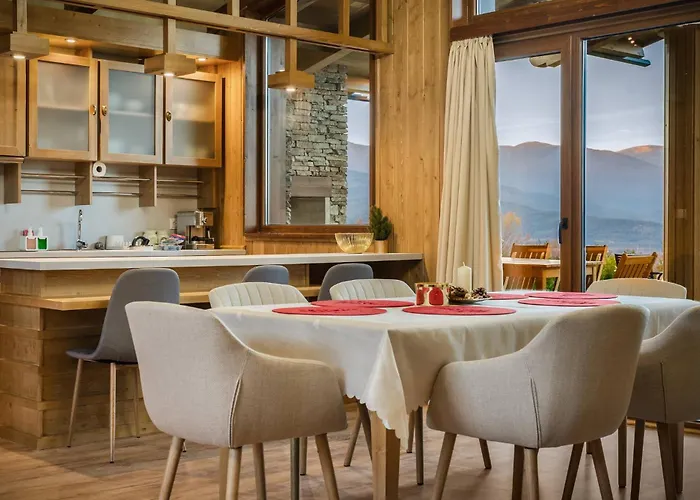 Pirin Golf Lux For & Chill By Kvartiri Ltd * Ράζλογκ